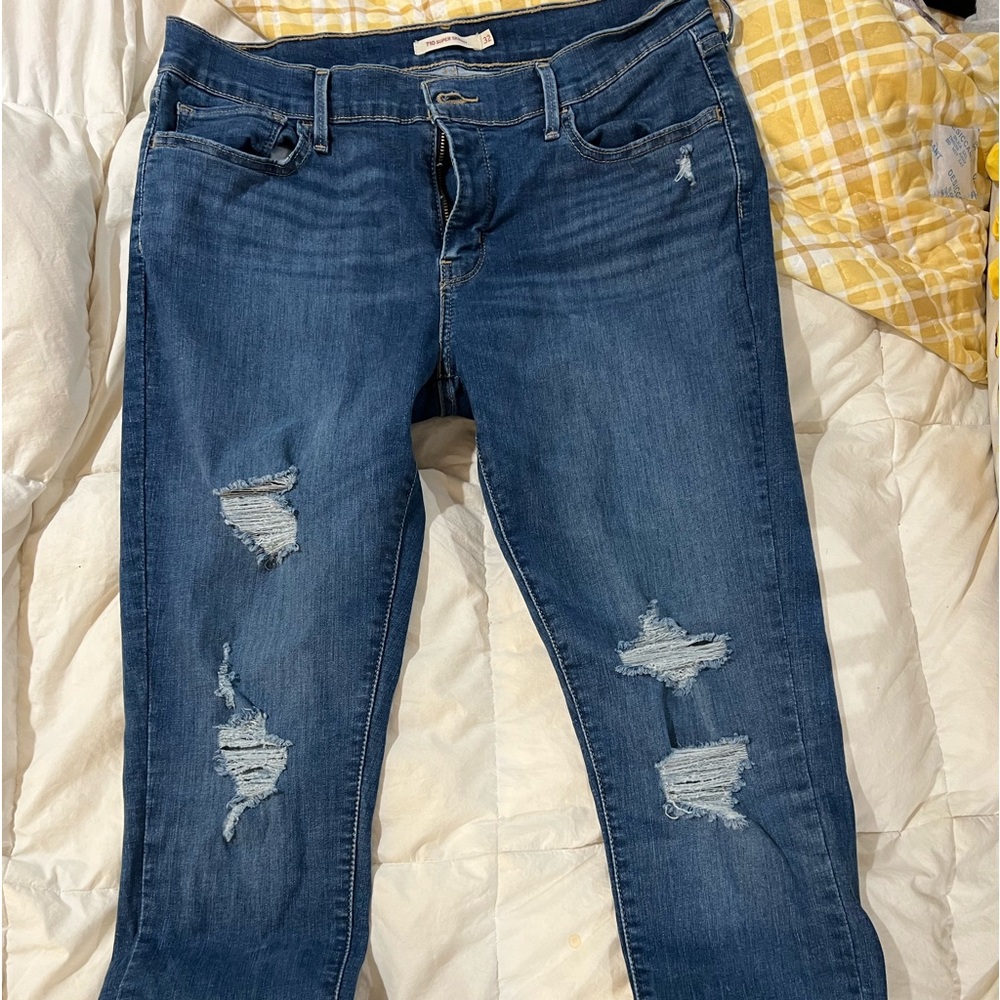 Women’s Levis